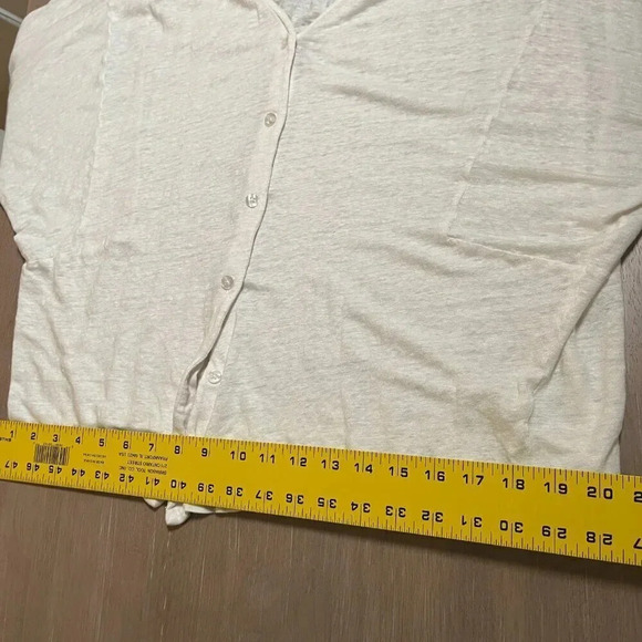 Women’s Cabi Button Down Shirt Size Small - Picture 6 of 8